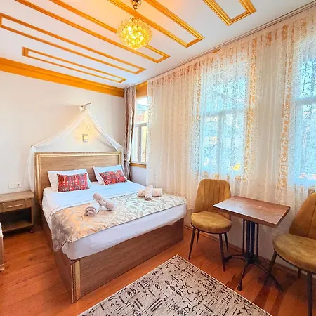 April Mansion