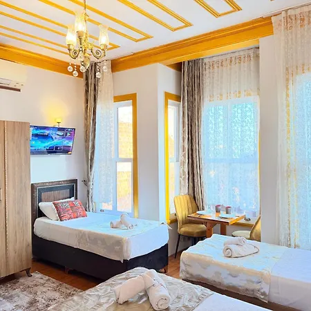 April Mansion 3*