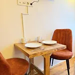 公寓式酒店 April Mansion