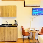 April Mansion Апарт-отель 3*