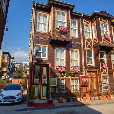 アパートホテル April Story 4*