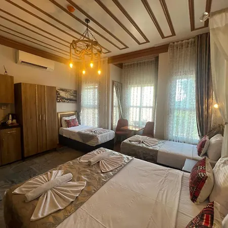 April Story Aparthotel