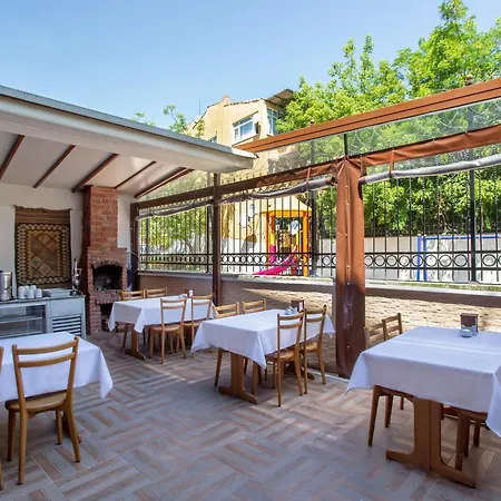 April Mansion Istambul