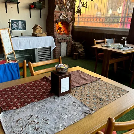 April Story 4* Istanbulská provincie