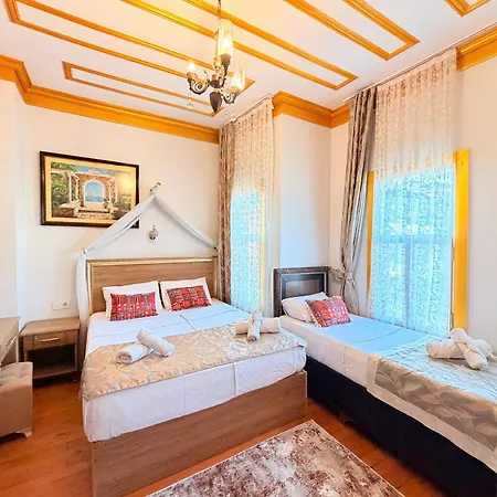 April Mansion