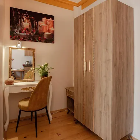 April Story Hotel apartamentowy Stambuł